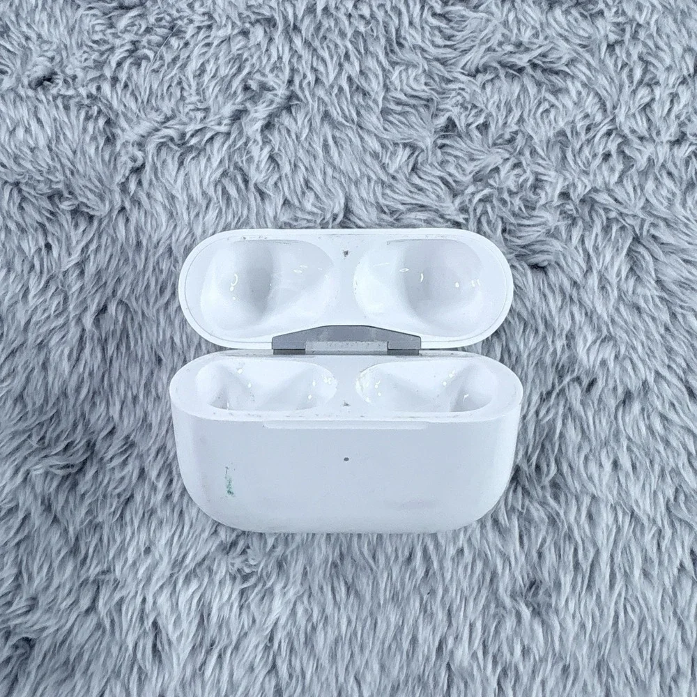 AirPod Pro Charging Case ONLY NO AIR PODS Or Cord W/Box. WMP22AM/A